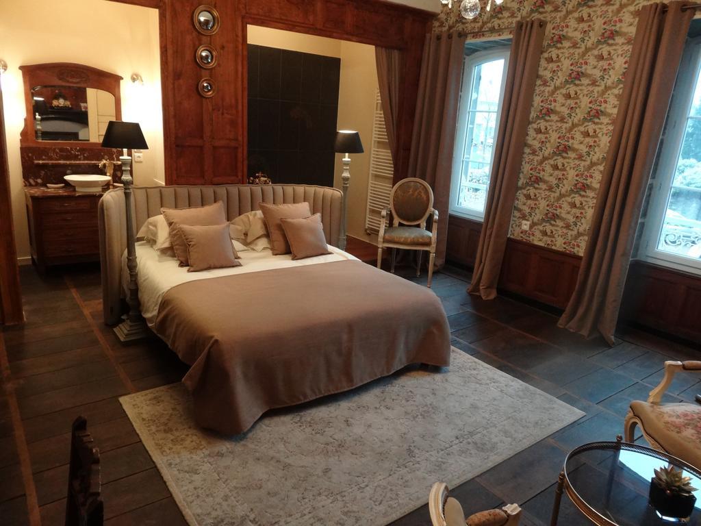 بونجيبو La Bromontoise Chambres D'Hotes الغرفة الصورة